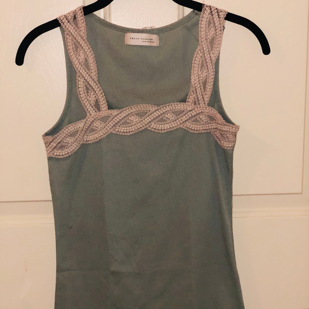 Sleeveless Tank with Lace Embellishments